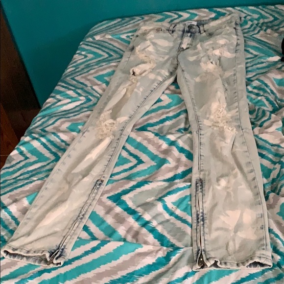 Fernando Skinny Jeans - Picture 2 of 5
